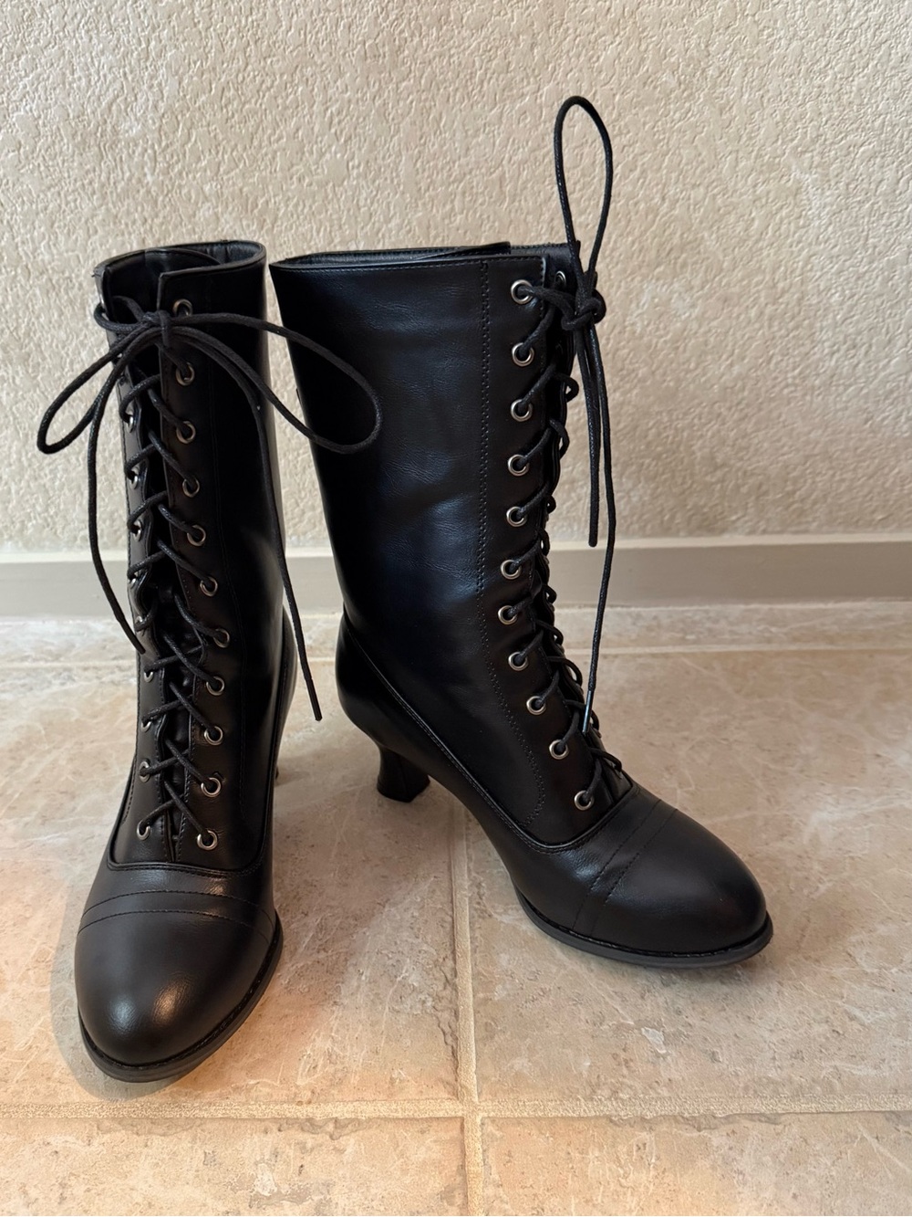 Black Victorian Inspired Lace-Up Kitten Heel Ankle Boots Size 38 EU / 7.5 US